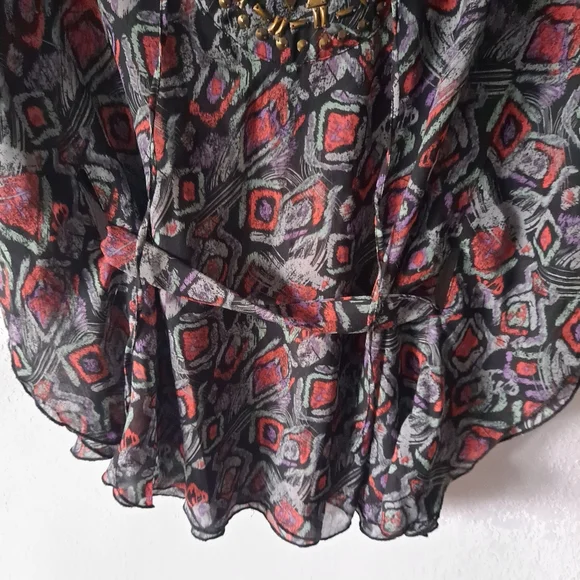 American Star Geometric Butterfly Sleeve Blouse - Picture 3 of 7